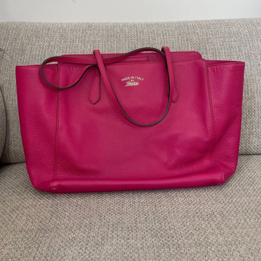 Gucci Pink Leather Tote Bag with Glossy Finish